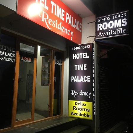 Hotel Time Palace Ooty Esterno foto